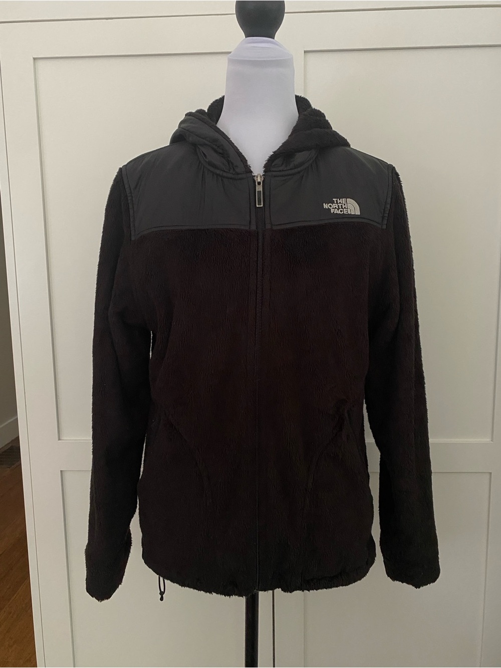 The North Face Oso Black Hooded Full Zip Silken Fleece Jacket Size Medium